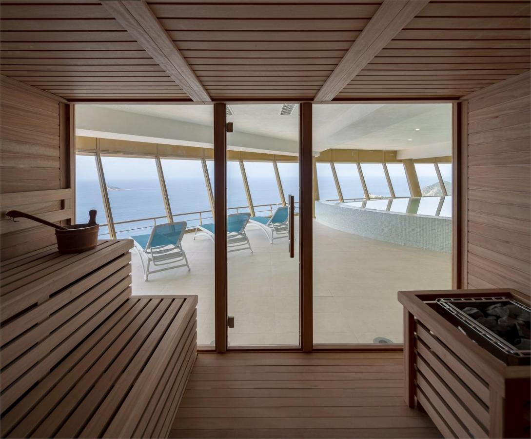 Intempo Luxury Sky View & Spa Resort Benidorm Exterior foto