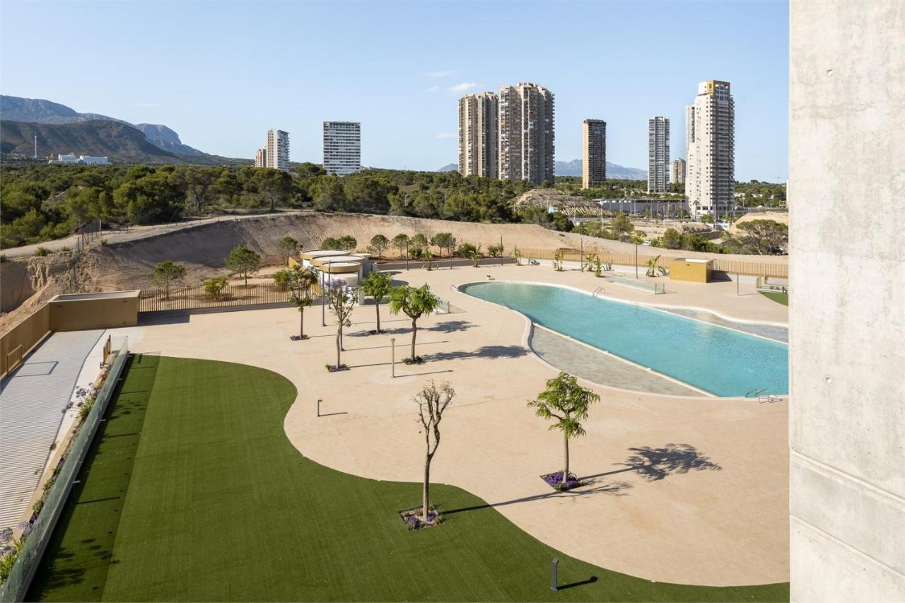 Intempo Luxury Sky View & Spa Resort Benidorm Exterior foto