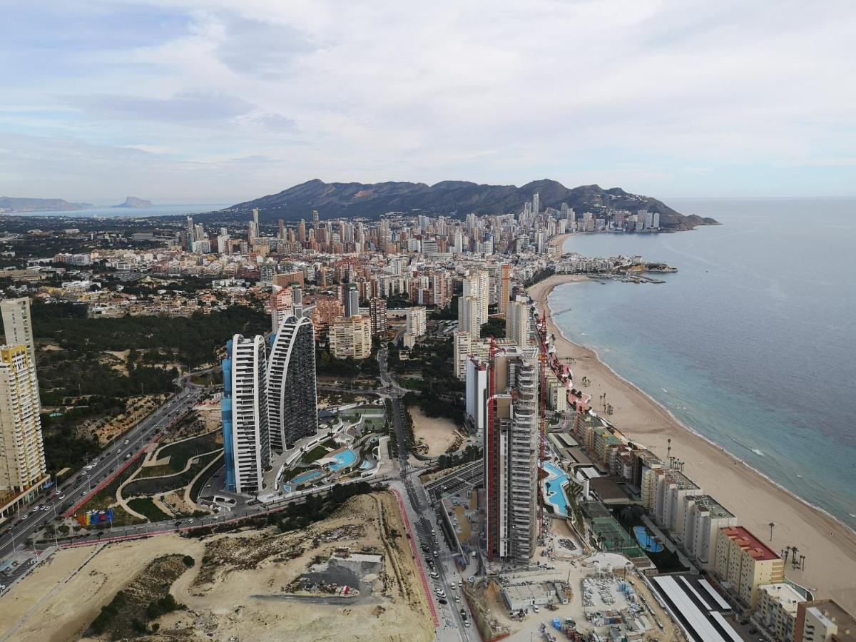 Intempo Luxury Sky View & Spa Resort Benidorm Exterior foto