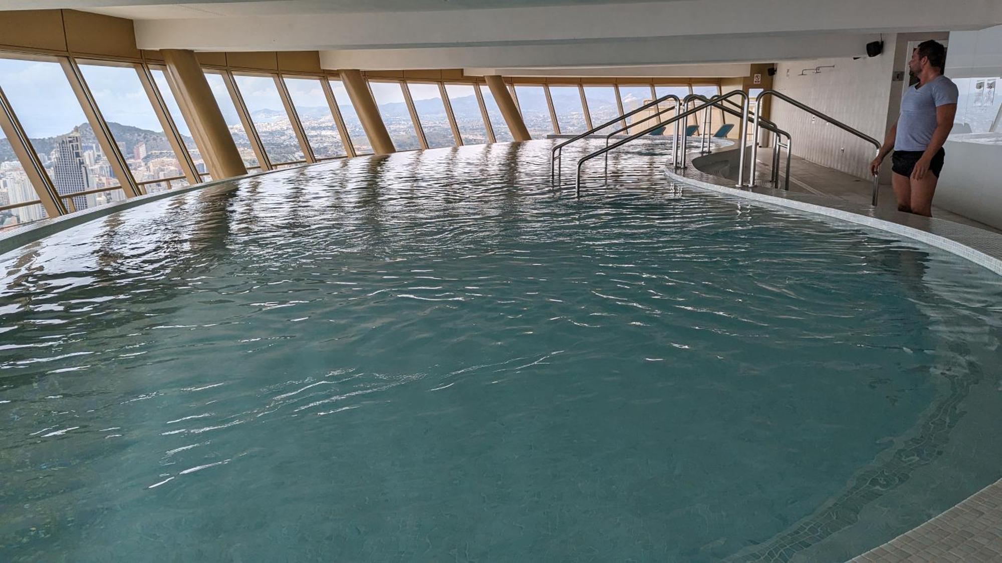 Intempo Luxury Sky View & Spa Resort Benidorm Exterior foto