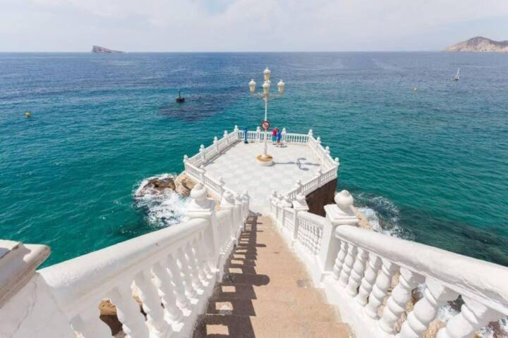 Intempo Luxury Sky View & Spa Resort Benidorm Exterior foto