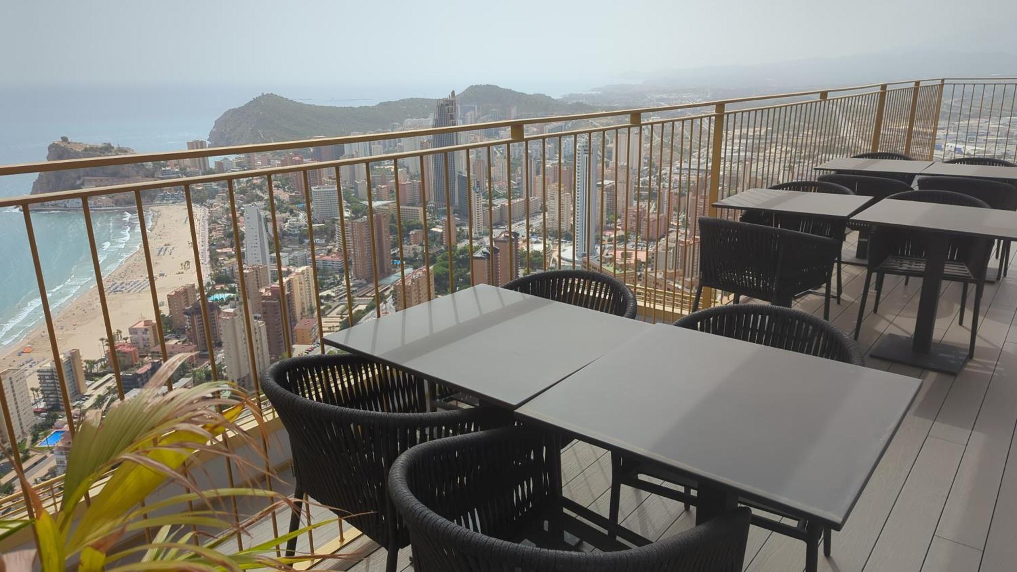 Intempo Luxury Sky View & Spa Resort Benidorm Exterior foto